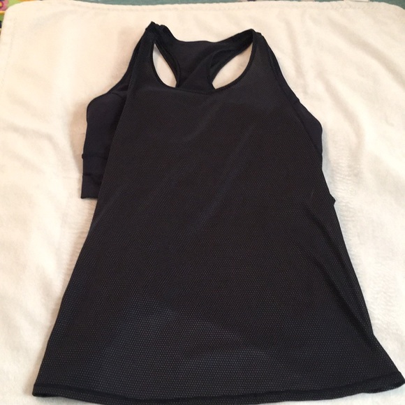 Lululemon Made to Move Tank